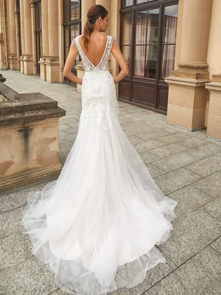 Fit-and-Flare-Brautkleid