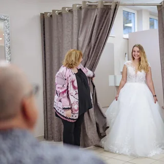 A Linien Brautkleid