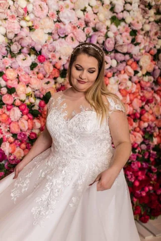 Plus-Size Brautkleider